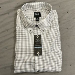 New with tags JosA Bank long sleeve button down